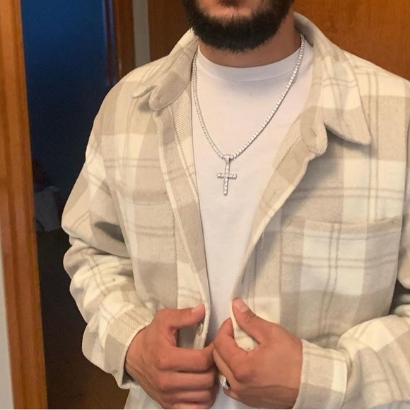 Iced Out Cross Pendant Tennis Rope Chain - Picture 5 of 8